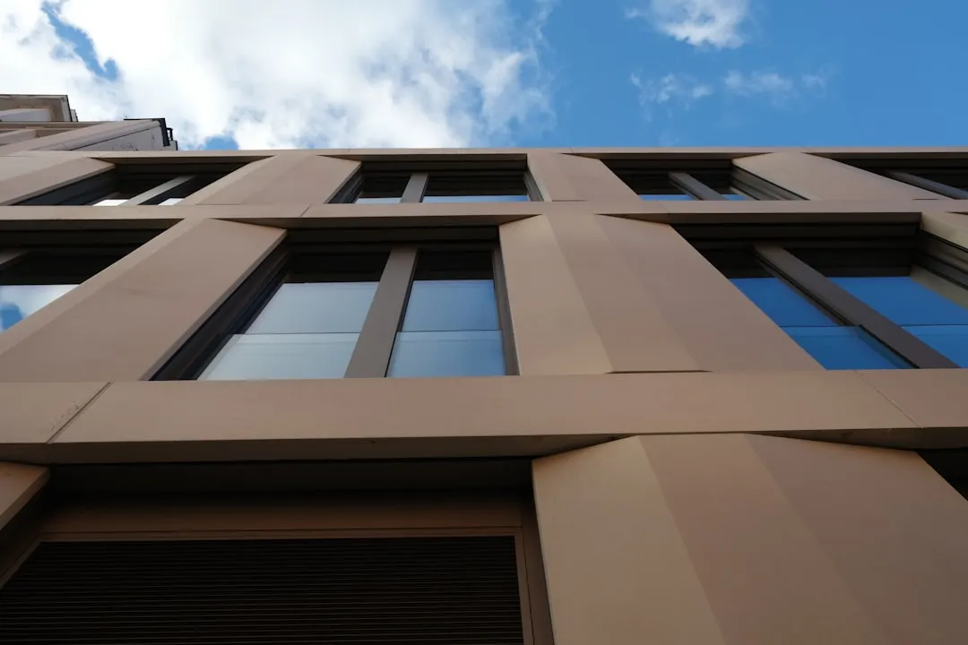 成都建筑工地配电箱与配电柜选型要点及电气成套设备配置规范正文配图 2